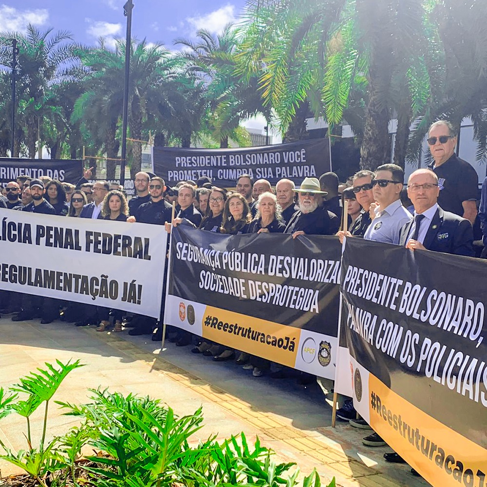 Governo Federal não abre negociação e policiais federais não descartam paralisação