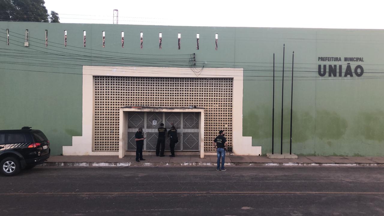PF cumpre mandados em União em investigação de superfaturamento na compra de água sanitária