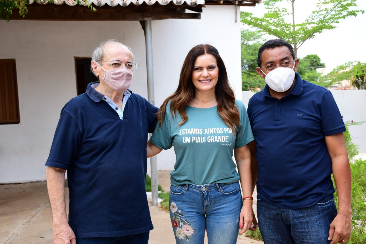 Pré-candidato ao Senado, Prefeito Joel Rodrigues está integrado á caravana da oposição e causa ciúme