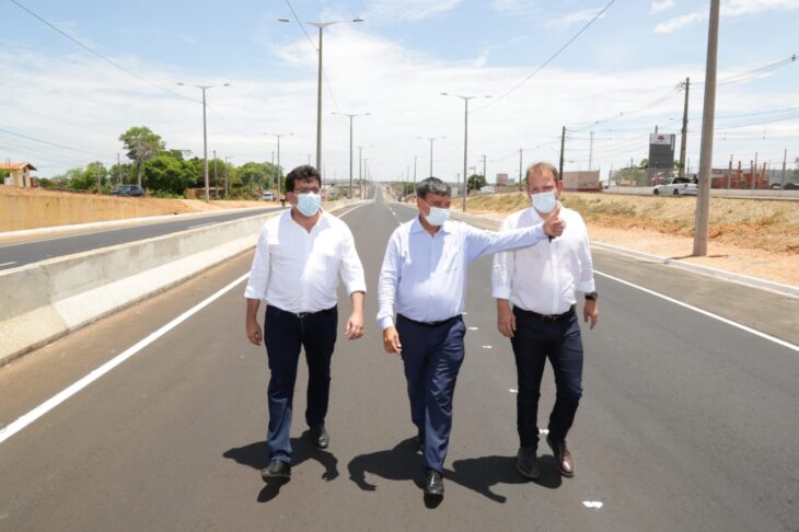 Governador Wellington Dias entrega pista central da duplicação da BR-316