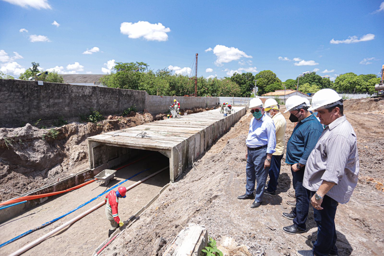 Primeira etapa da galeria da zona leste será entregue em janeiro de 2022, afirma Dr. Pessoa