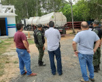 Polícia flagra caminhão do Pará despejando chorume na ETA do Pirajá