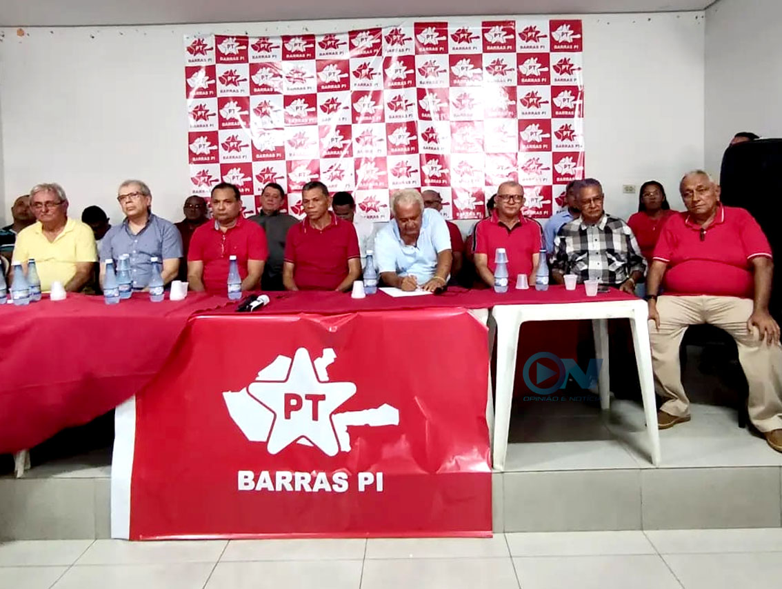 Em dia de filiações, Robert Bronw é o nome de Rafael e Lula para a Prefeitura de Barras