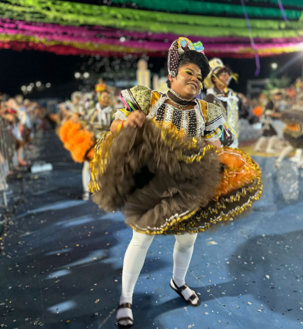 São João da Parnaíba atrai multidão em shows e disputa entre quadrilhas juninas