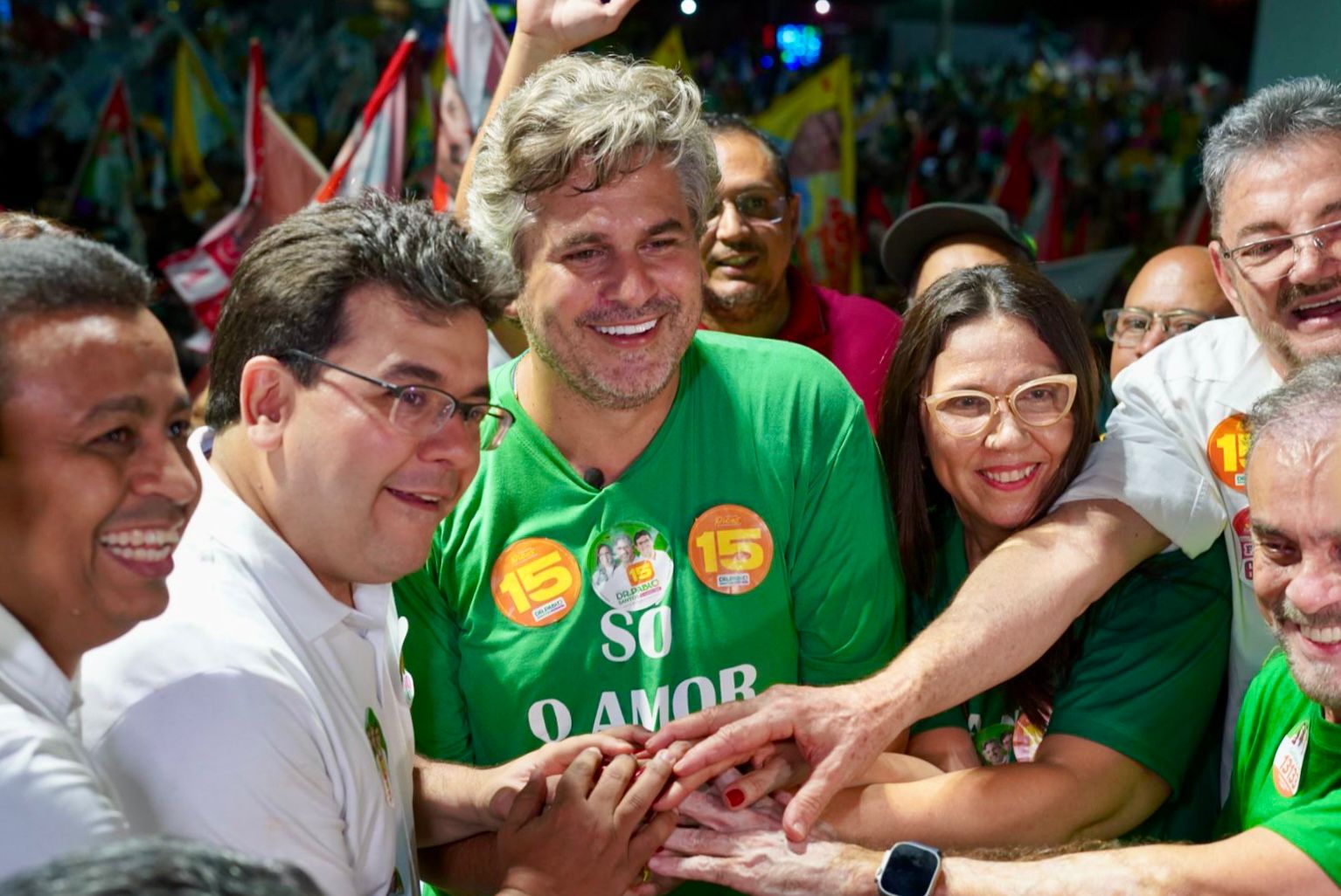 Multidão acompanha Dr.Pablo Santos em caminhada com Rafael Fonteles em Picos