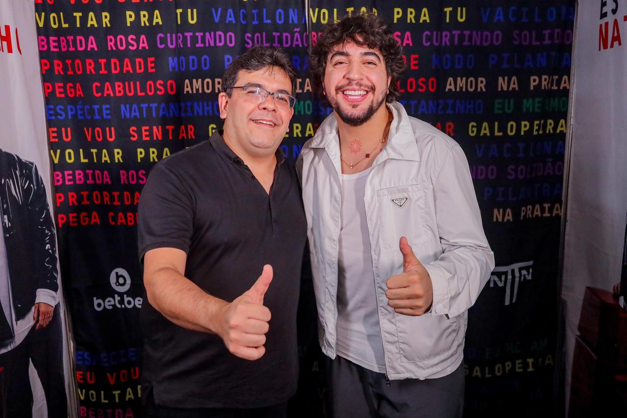 Ao lado de Nattanzinho, Rafael Fonteles anuncia para mais de 30 mil pessoas um Festival de Verão ainda maior e melhor em 2025